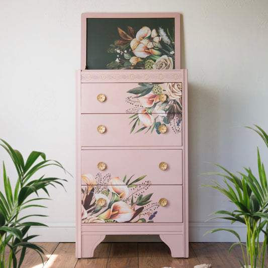 How to Integrate Vintage and Upcycled Furniture into Everyday Homes