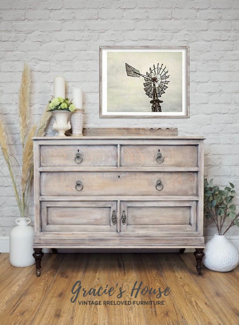 Grey Wash Wood Finish - How to Get the Grey Distressed Look on Your Own  Furniture