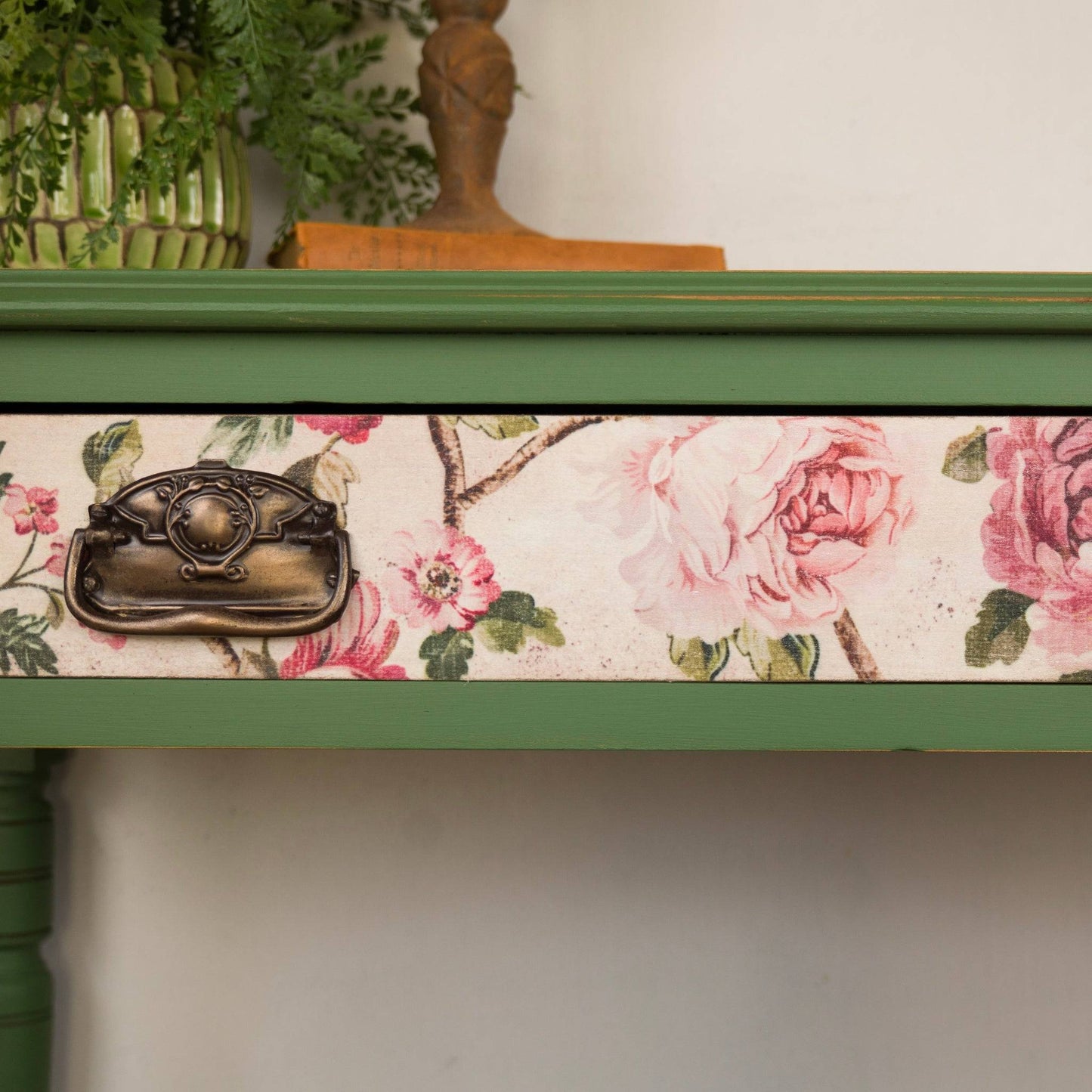 Vintage Green Floral Console Table – Upcycled Entryway Table with Decoupage Drawer Front