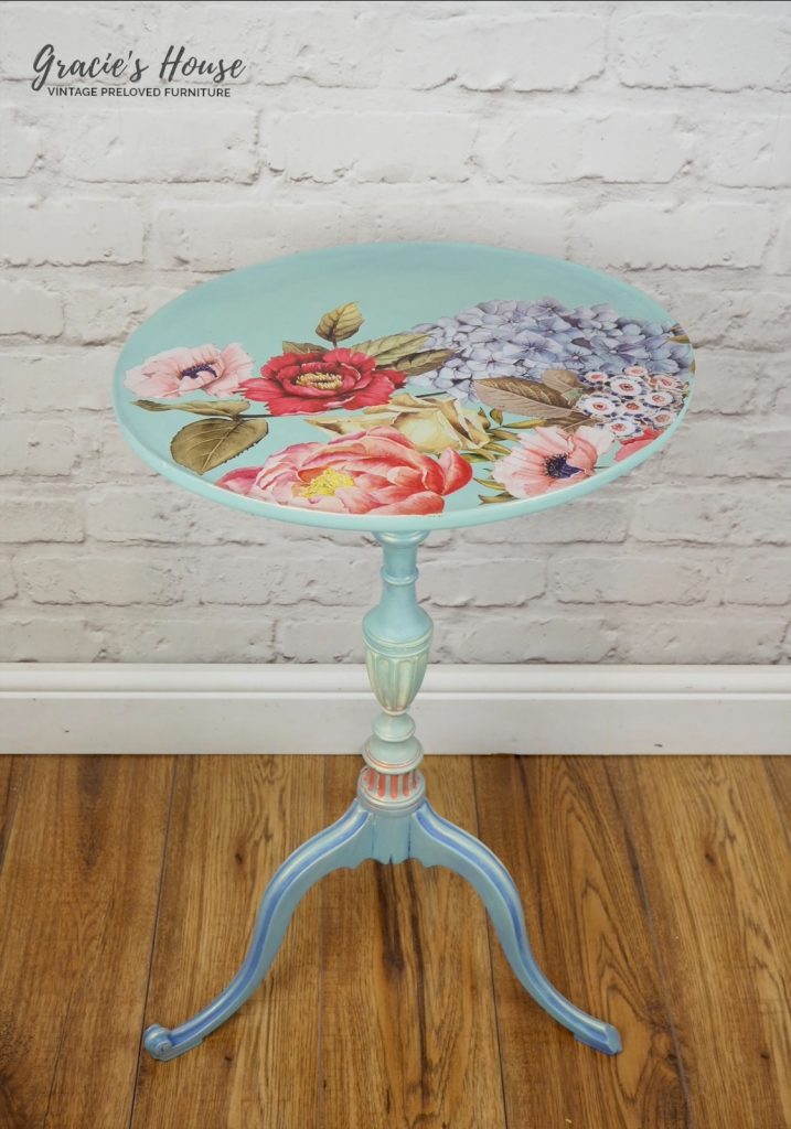 Create a Fairground Whimsical Table with Dixie Belle & Redesign with Prima