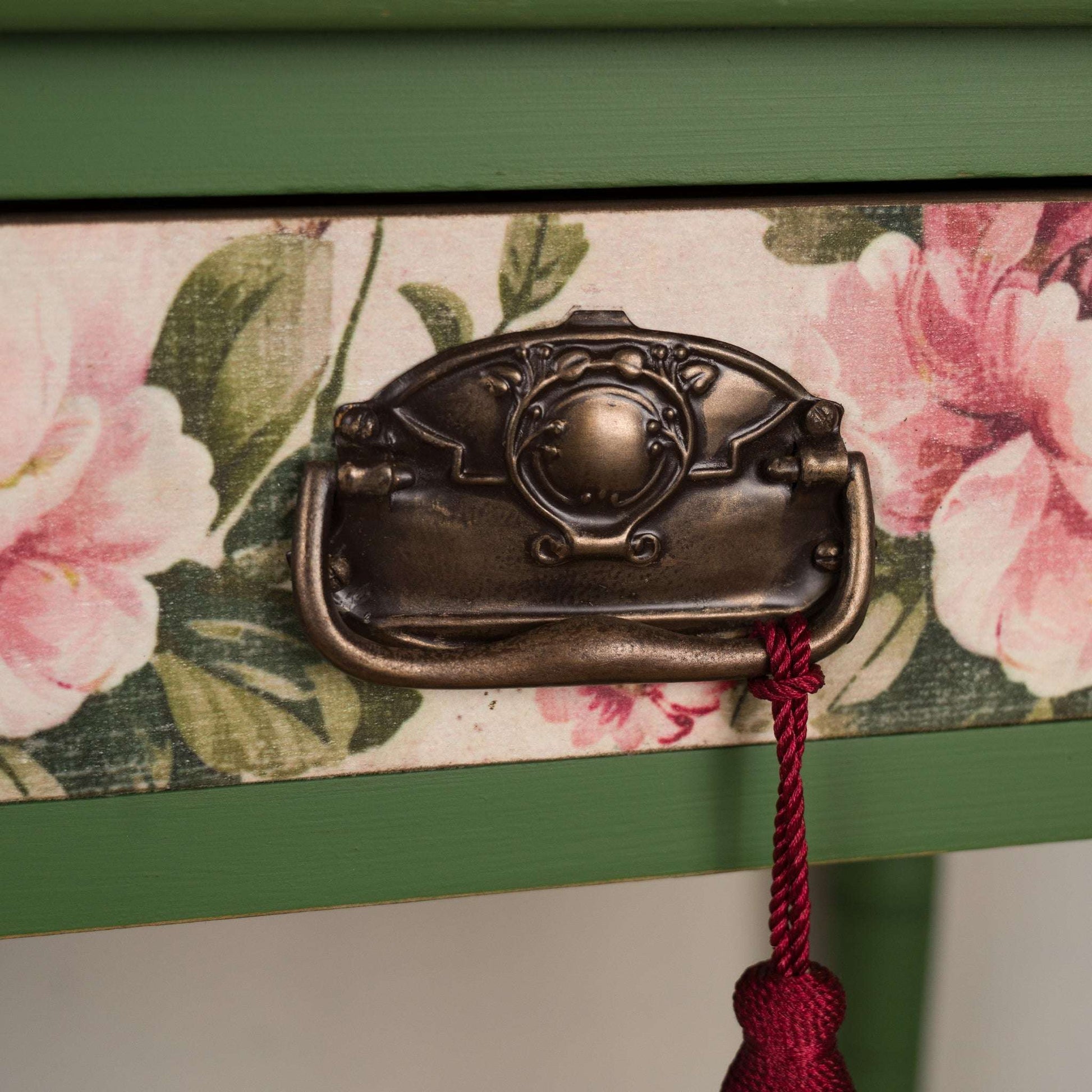 Vintage Green Floral Console Table – Upcycled Entryway Table with Decoupage Drawer Front